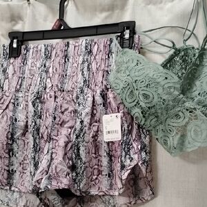 Free People Shorts And Victoria's Secret Top! Cute Boho Festival Attire Size Sm